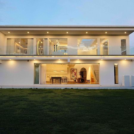 Palm Villa - Award Winning Modern Luxury & Exclusive Villa Resort Чиангмай Экстерьер фото