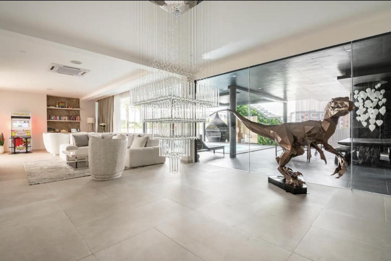 Palm Villa - Award Winning Modern Luxury & Exclusive Villa Resort Чиангмай Экстерьер фото
